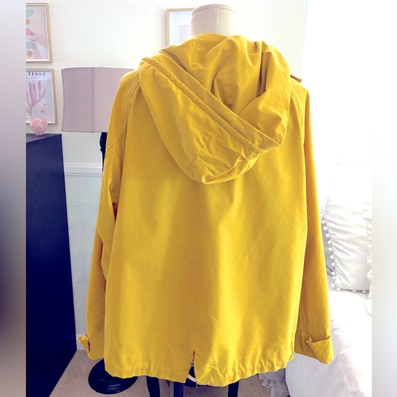 Windbreaker Jacket - Picture 5 of 6